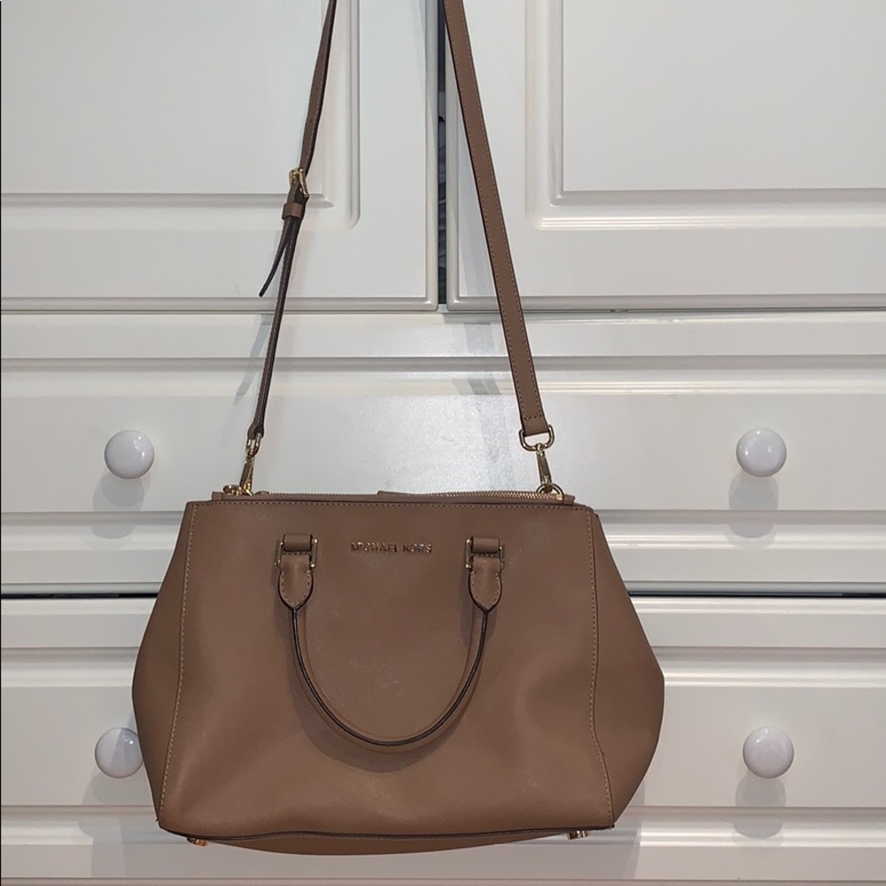 Michael Kors purse
